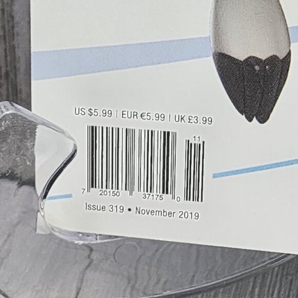 Game Informer Video Game Magazine Issue #319 - Pokemon Sword and Shield - Picture 4 of 4